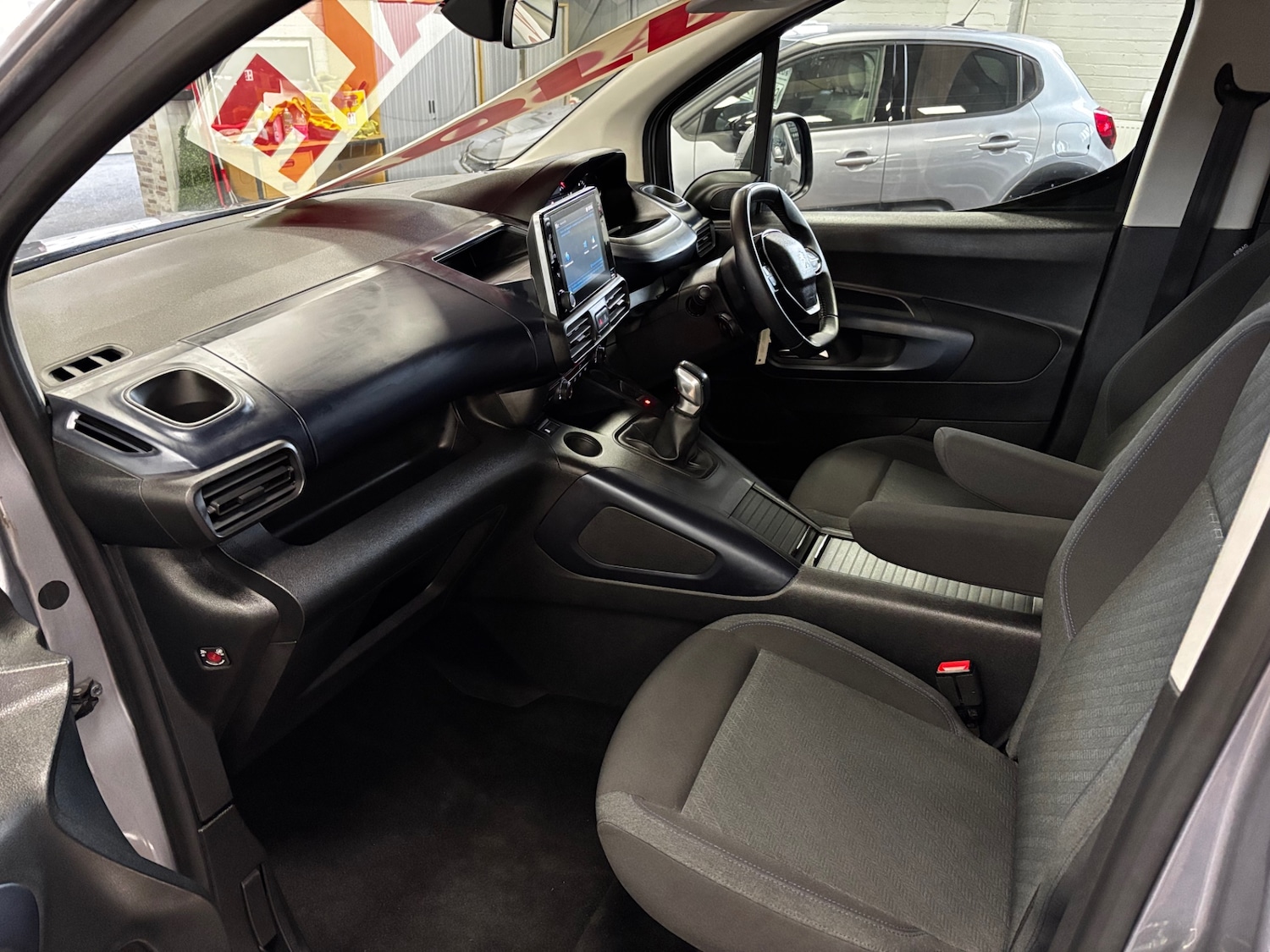 Used Peugeot Rifter 2020 for sale - 78210050: Photo 18