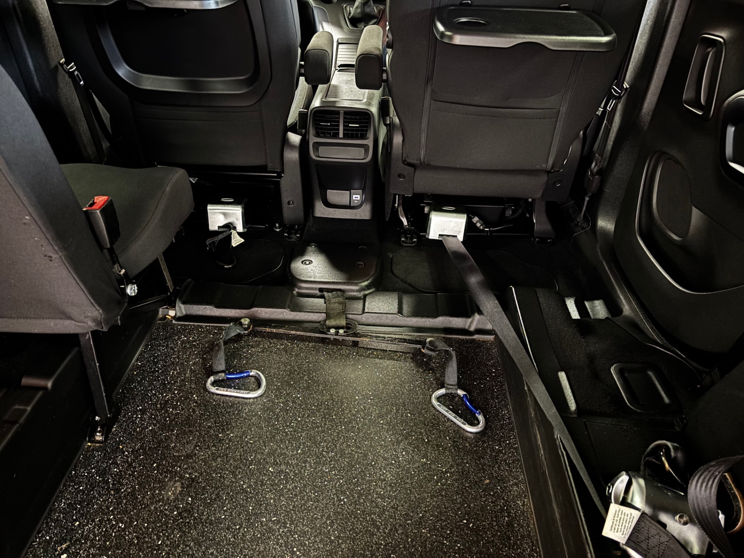 Used Peugeot Rifter 2020 for sale - 78210050: Photo 25