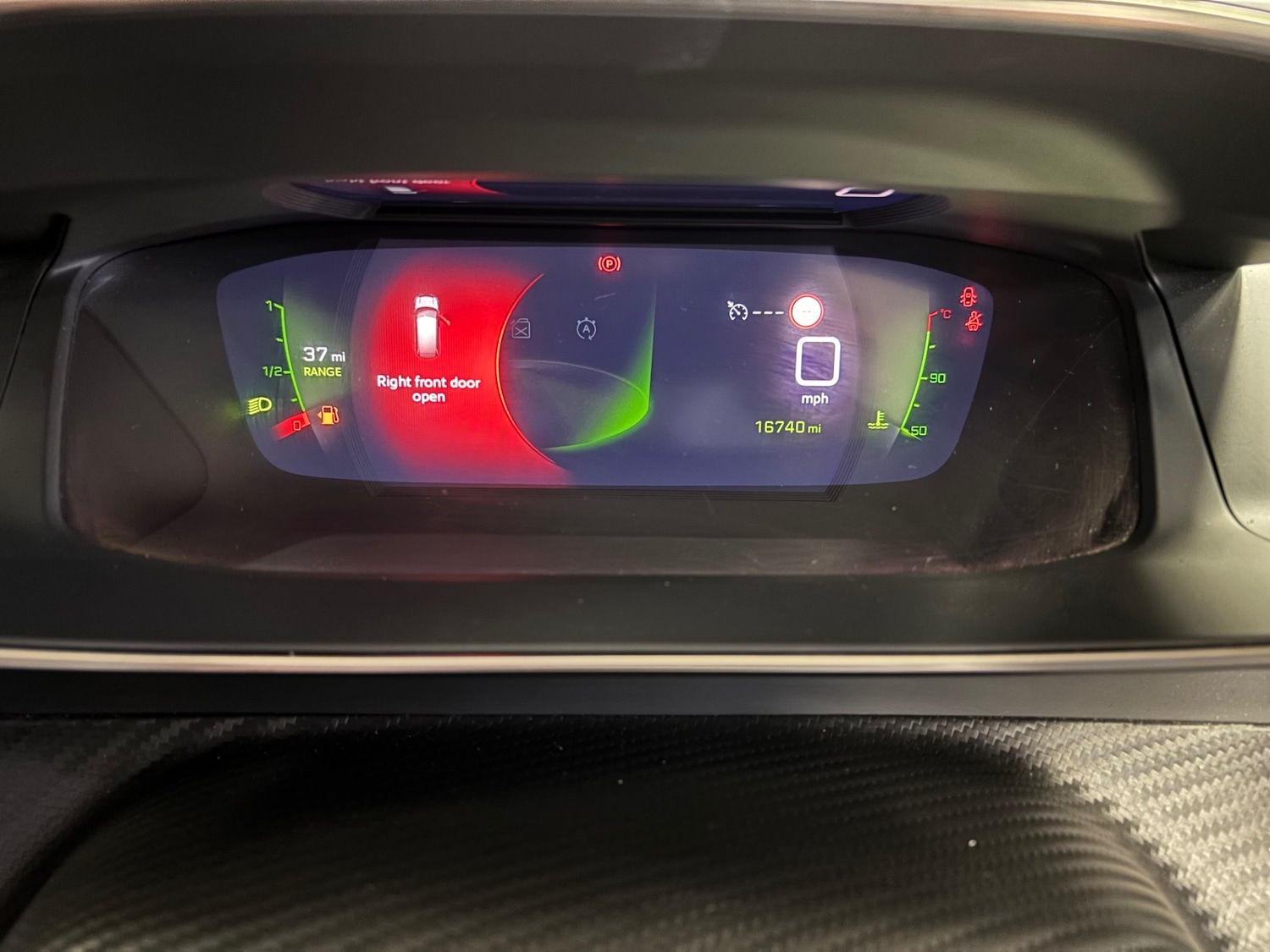 Used Peugeot 2008 2021 for sale - 76564908: Photo 12