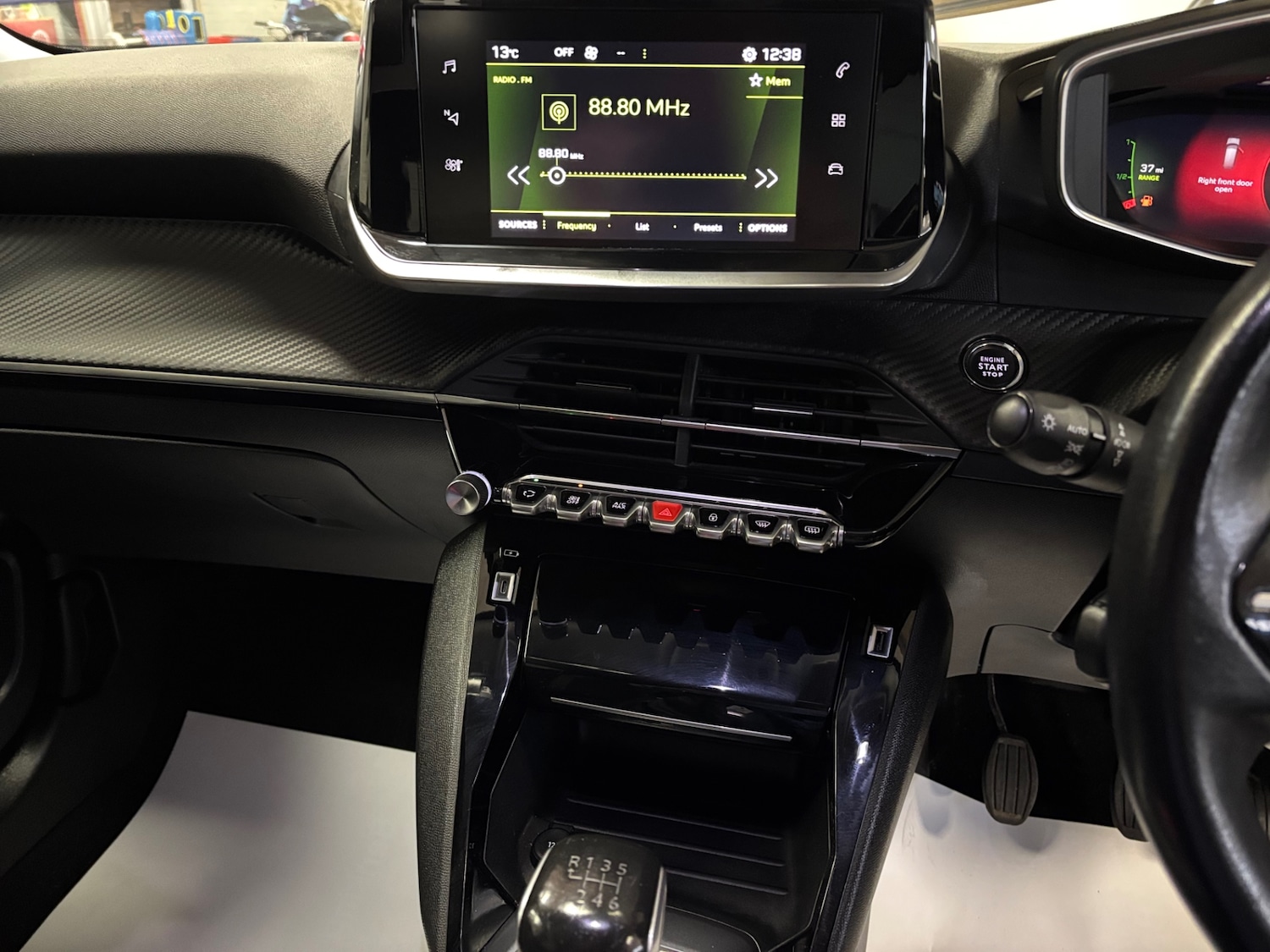 Used Peugeot 2008 2021 for sale - 76564908: Photo 13