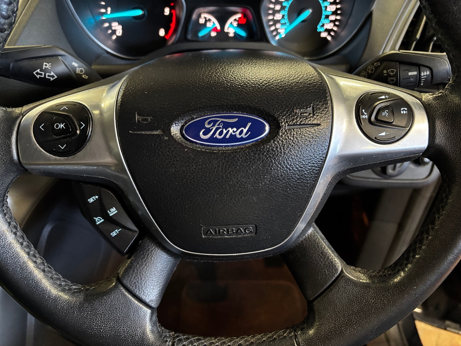 Used Ford Kuga 2015 for sale - 77916912: Photo 13