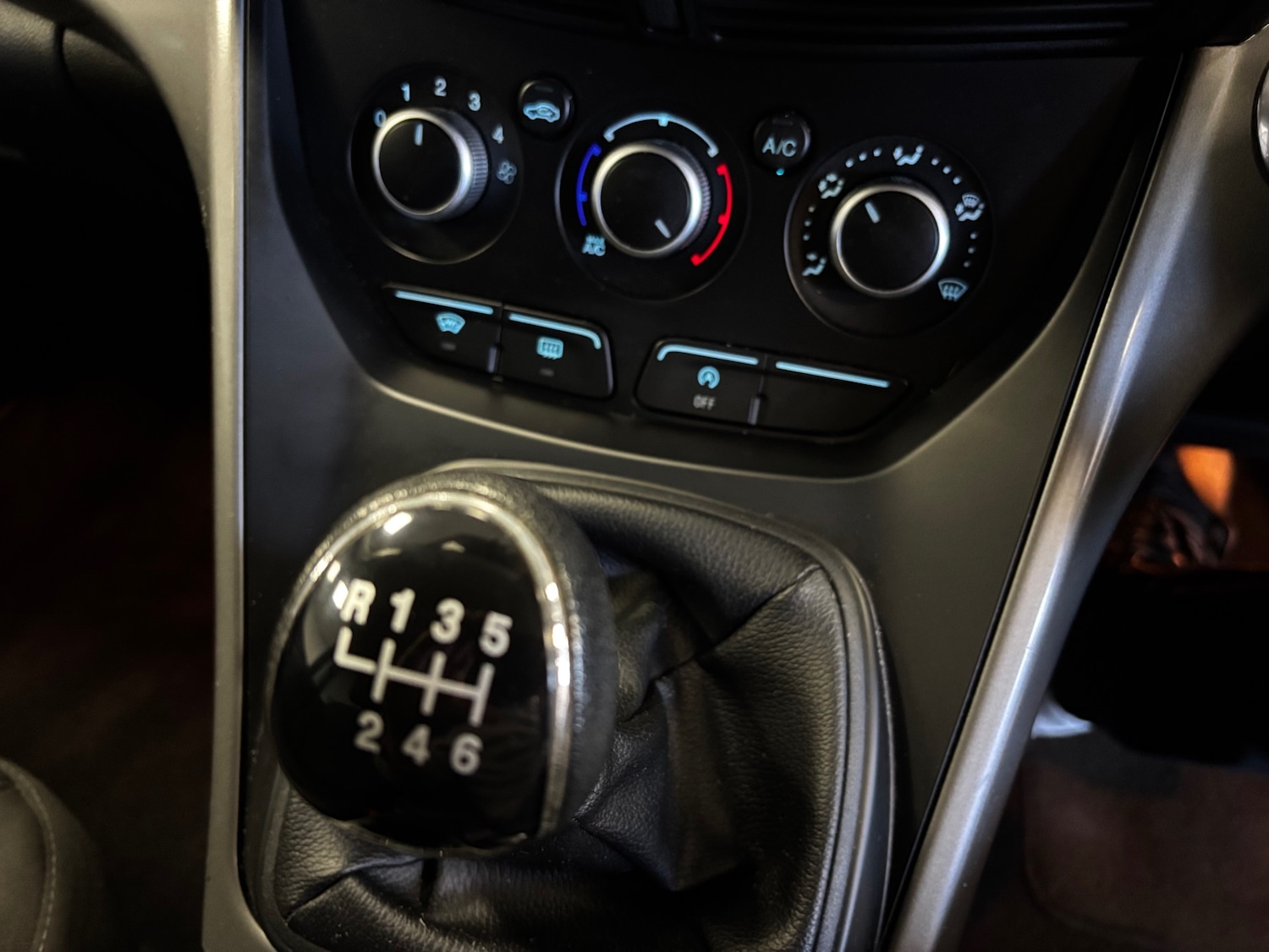 Used Ford Kuga 2015 for sale - 77916912: Photo 17