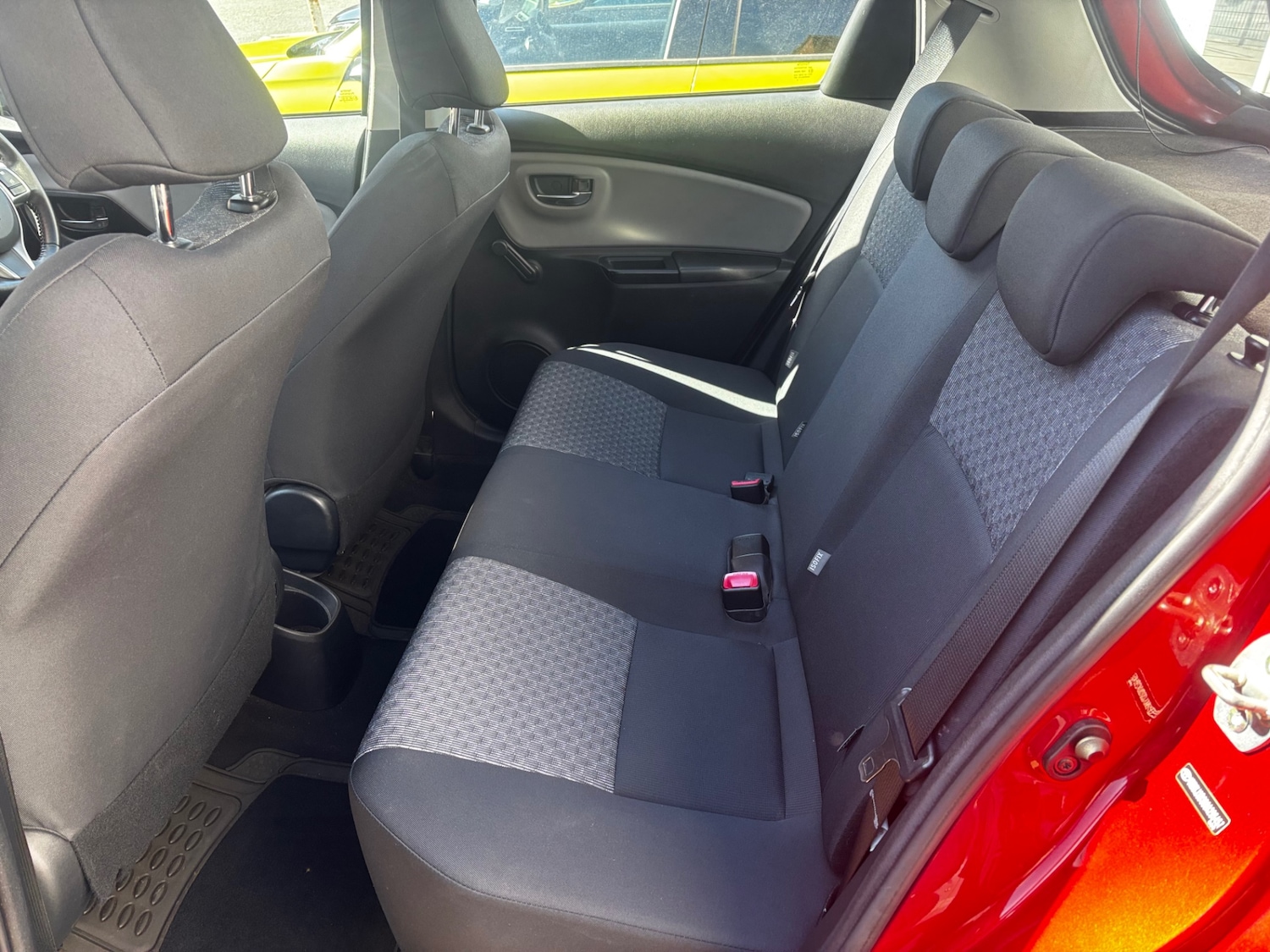 Used Toyota Yaris 2015 for sale - 78026343: Photo 10