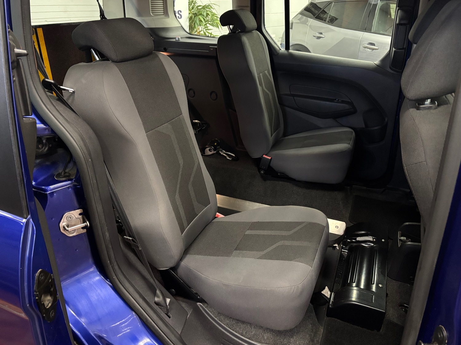 Used Ford Tourneo Connect 2015 for sale - 77397601: Photo 17