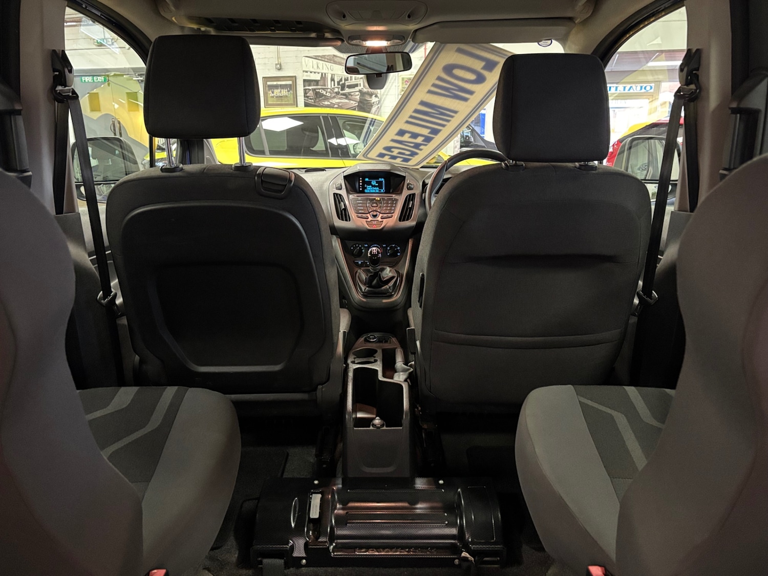 Used Ford Tourneo Connect 2015 for sale - 77397601: Photo 21