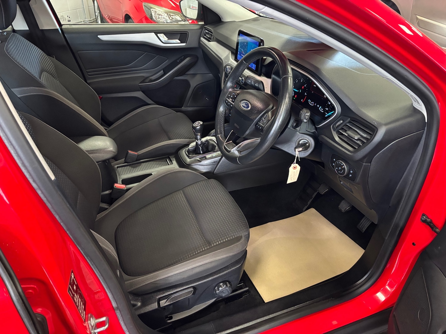 Used Ford Focus 2020 for sale - 76533618: Photo 9