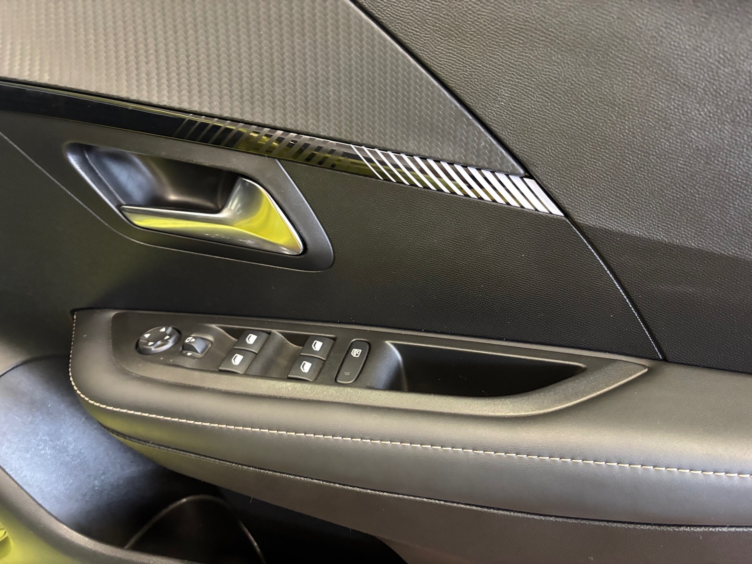 Used Peugeot 208 2024 for sale - 77311124: Photo 20