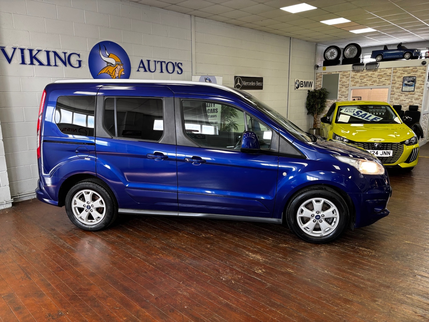 Used Ford Tourneo Connect 2018 for sale - 78198836: Photo 2
