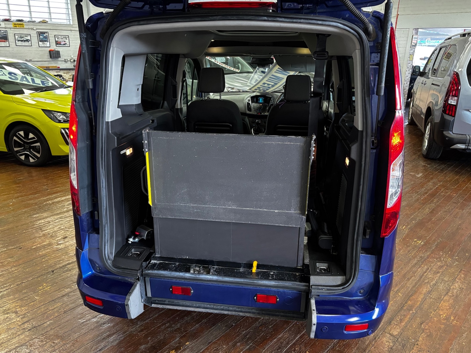 Used Ford Tourneo Connect 2018 for sale - 78198836: Photo 21