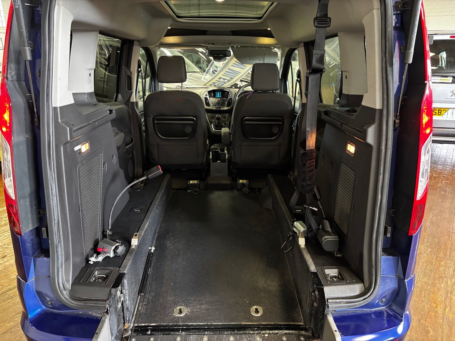 Used Ford Tourneo Connect 2018 for sale - 78198836: Photo 23