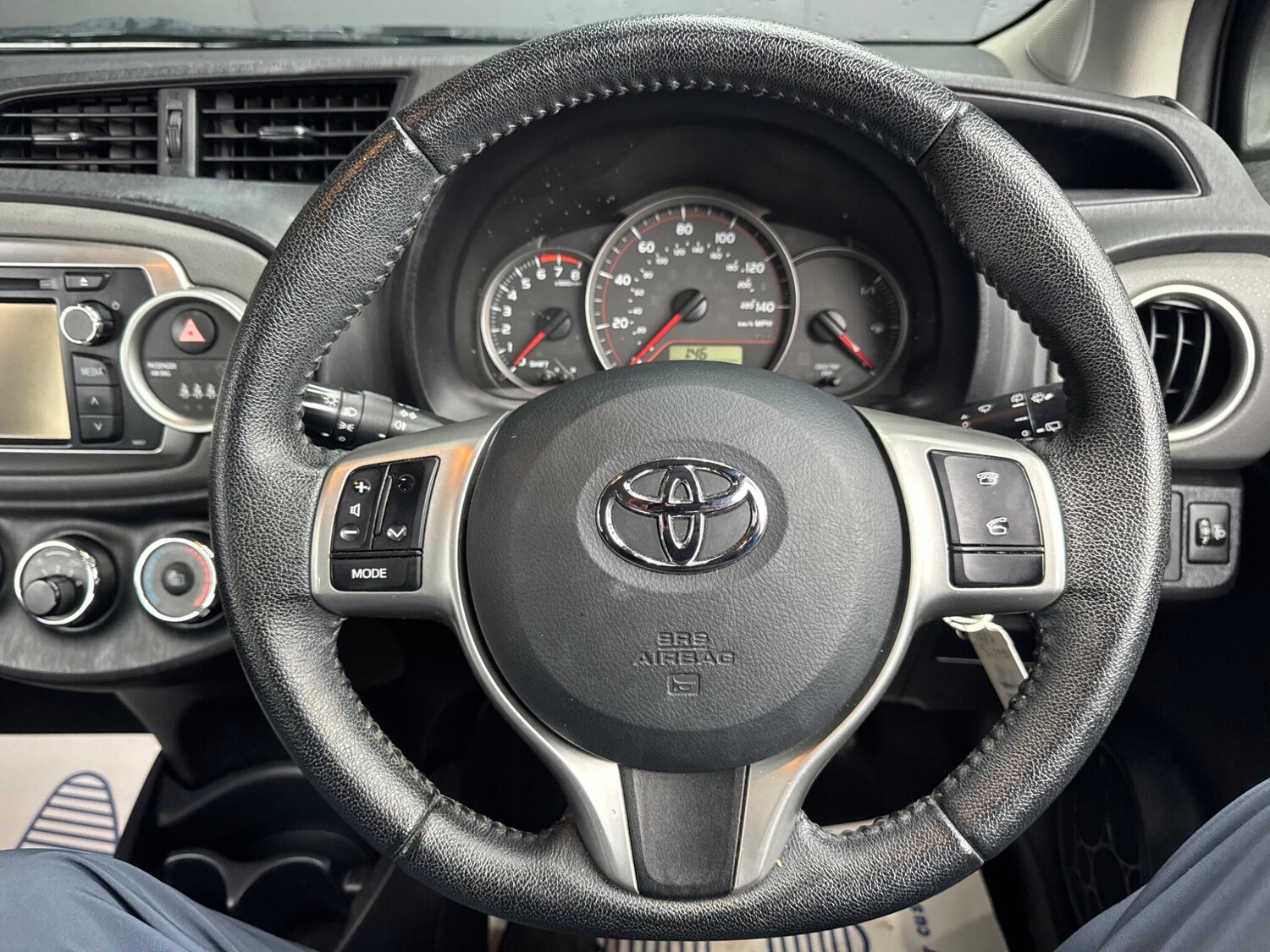 Used Toyota Yaris 2013 for sale - 77884907: Photo 10