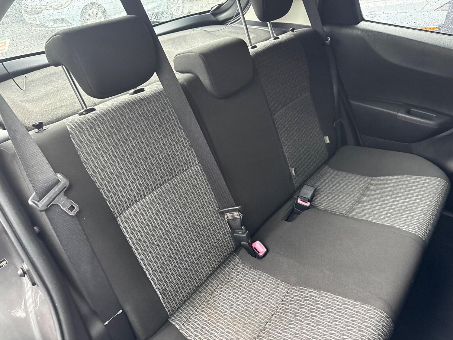 Used Toyota Yaris 2013 for sale - 77884907: Photo 21