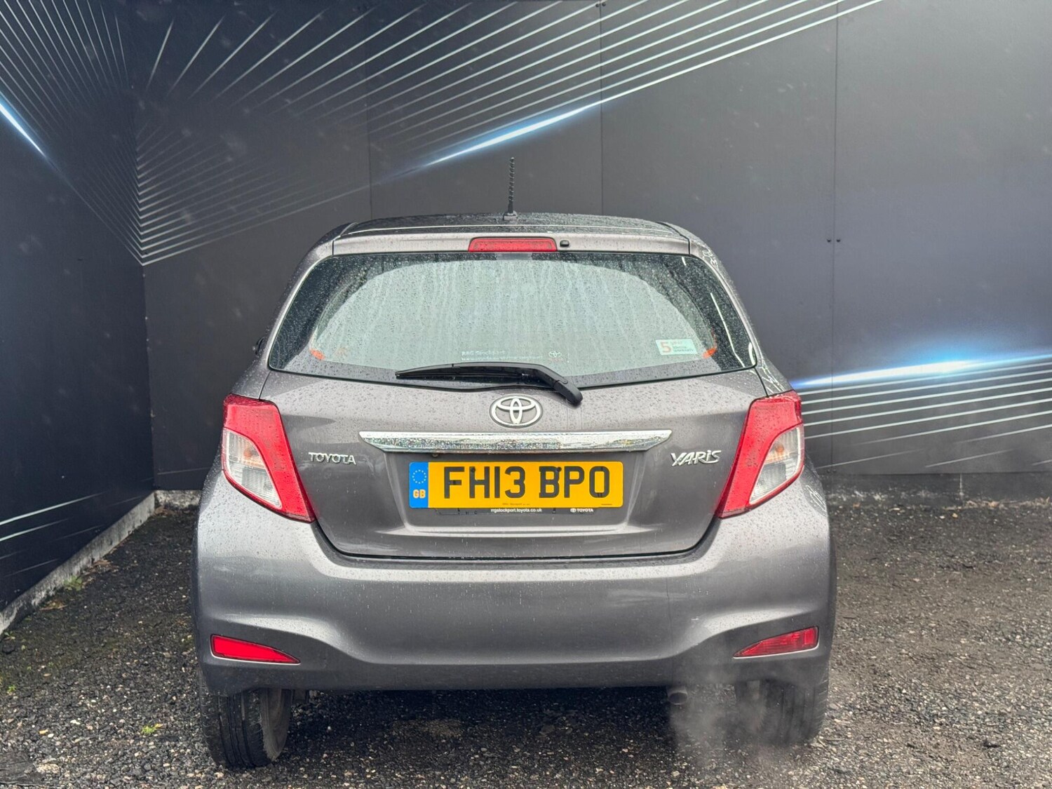 Used Toyota Yaris 2013 for sale - 77884907: Photo 6