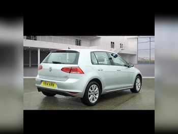 Used Volkswagen Golf 2014 for sale - 77839604: Photo