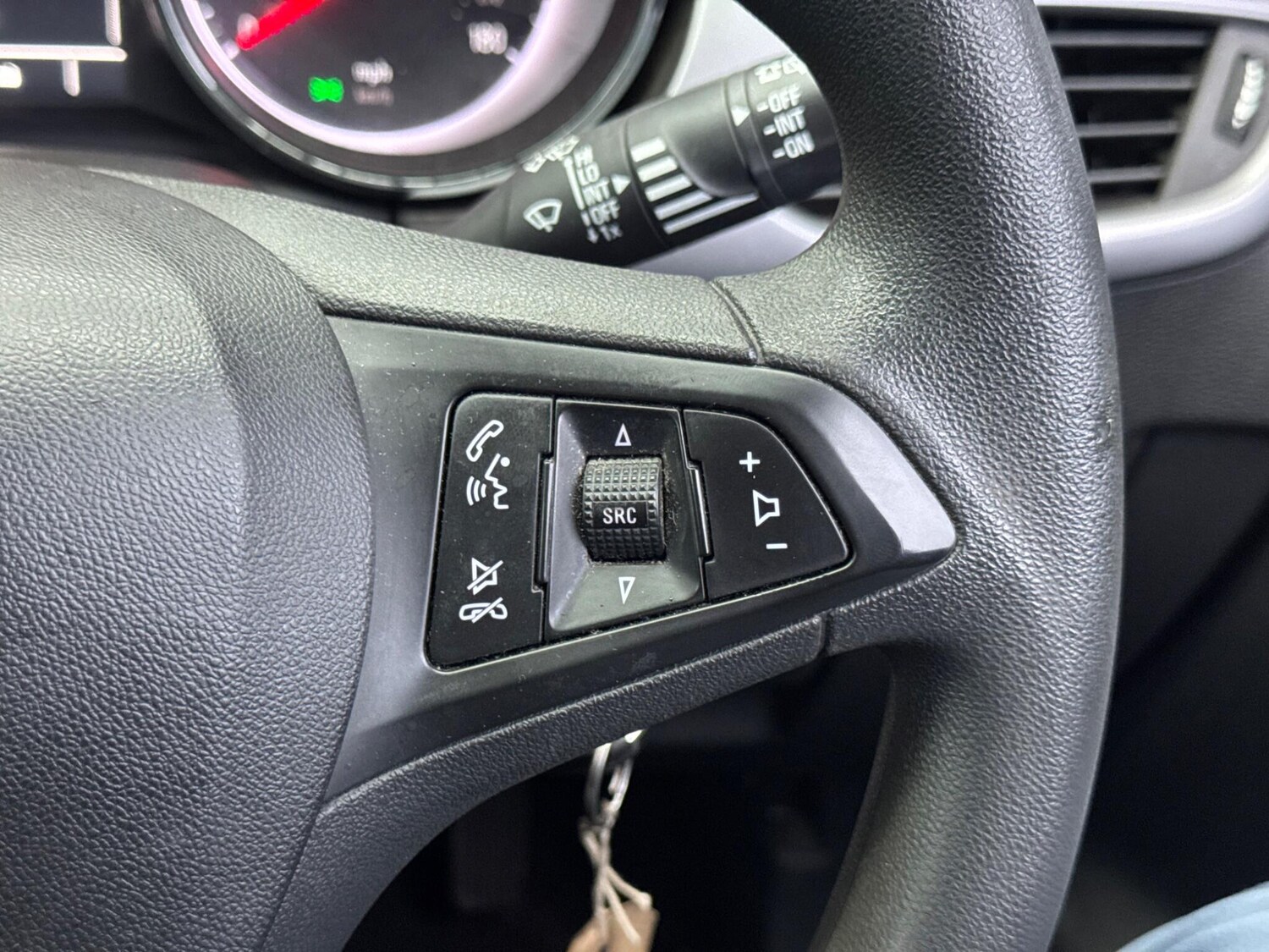 Used Vauxhall Astra 2017 for sale - 77884908: Photo 20