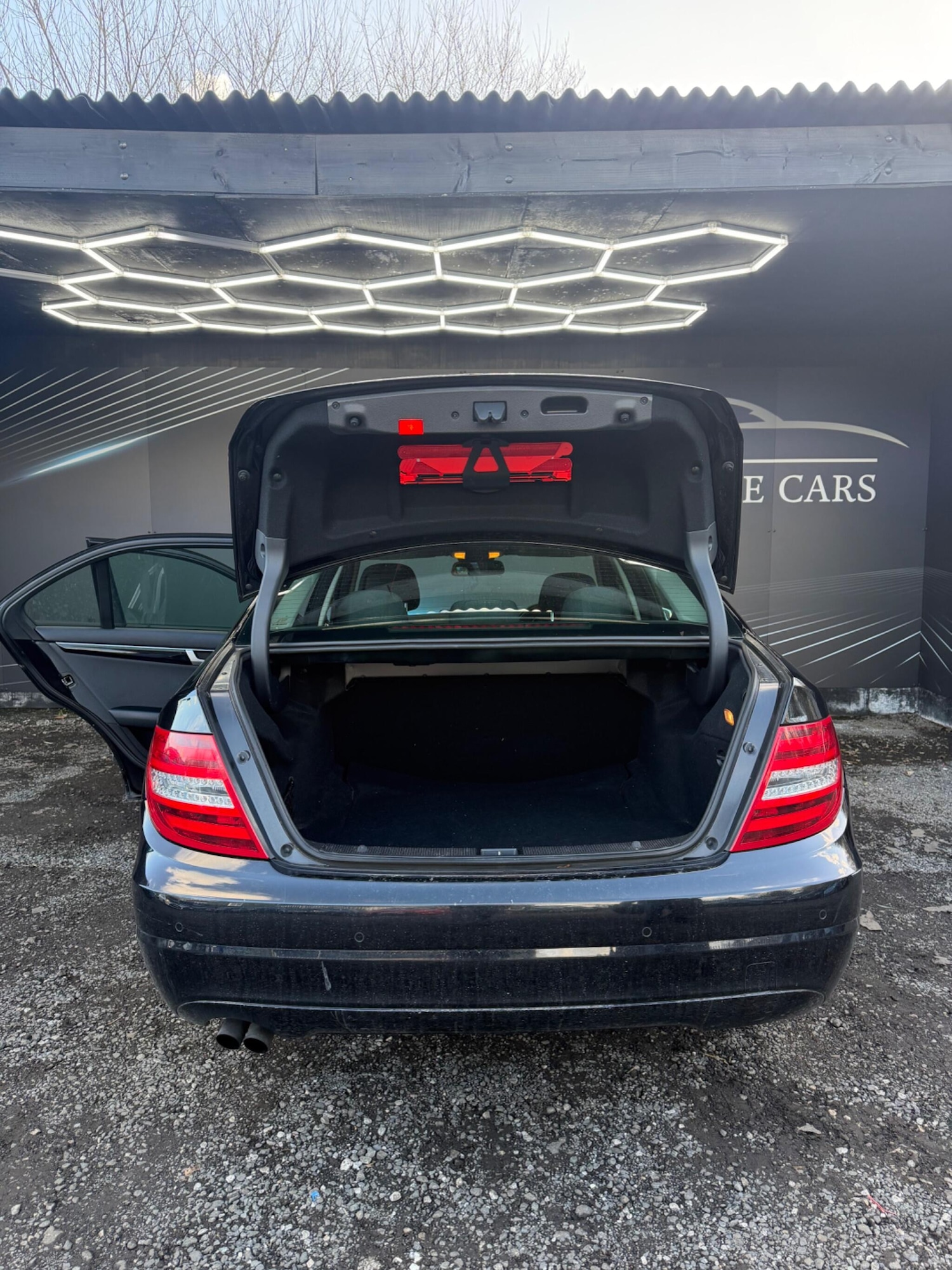 Used Mercedes-Benz C Class 2011 for sale - 77892472: Photo 19
