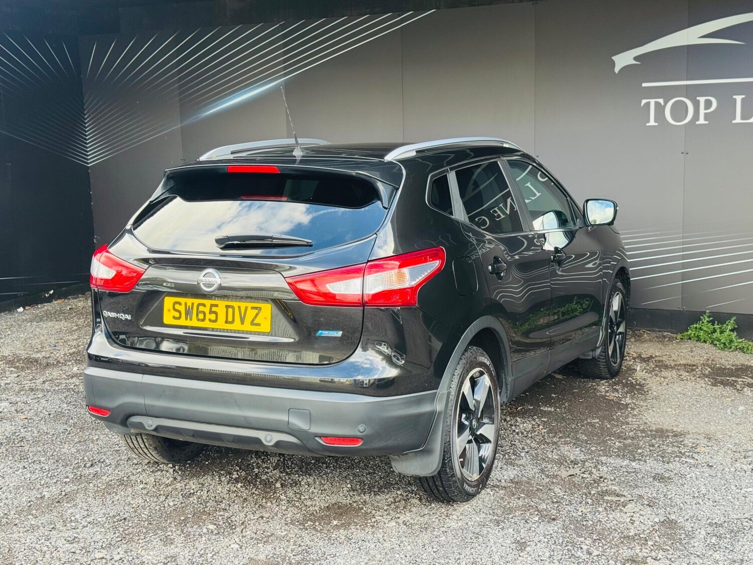 Used Nissan Qashqai 2015 for sale - 76136859: Photo 14