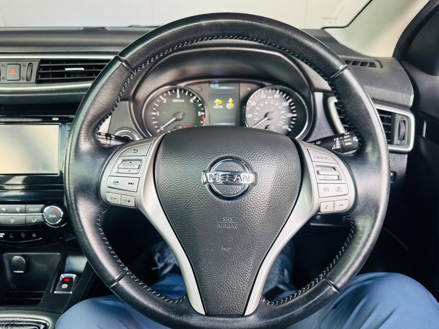 Used Nissan Qashqai 2015 for sale - 76136859: Photo 20