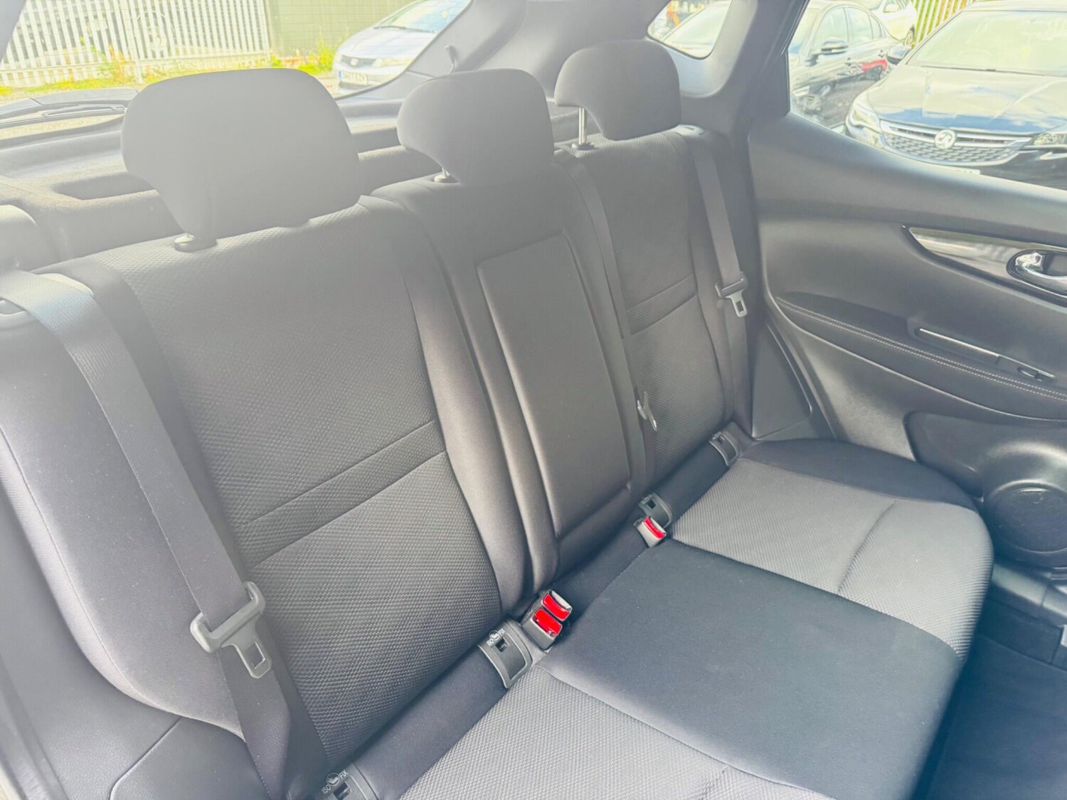 Used Nissan Qashqai 2015 for sale - 76136859: Photo 38