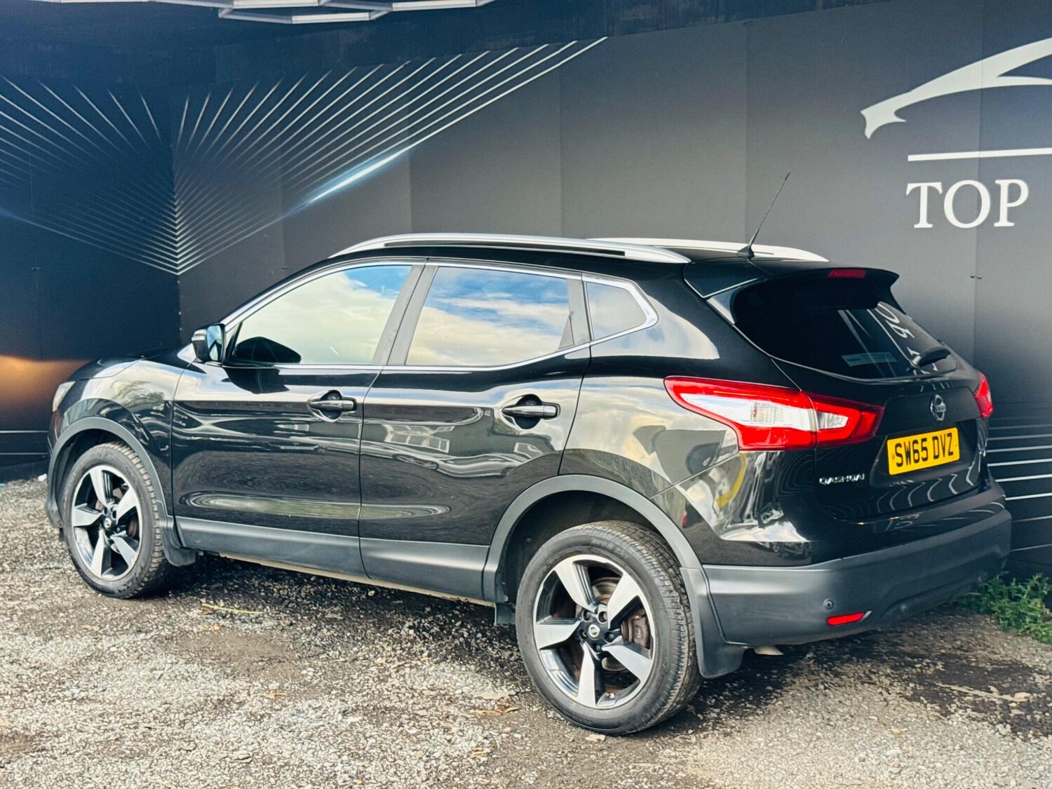 Used Nissan Qashqai 2015 for sale - 76136859: Photo 9