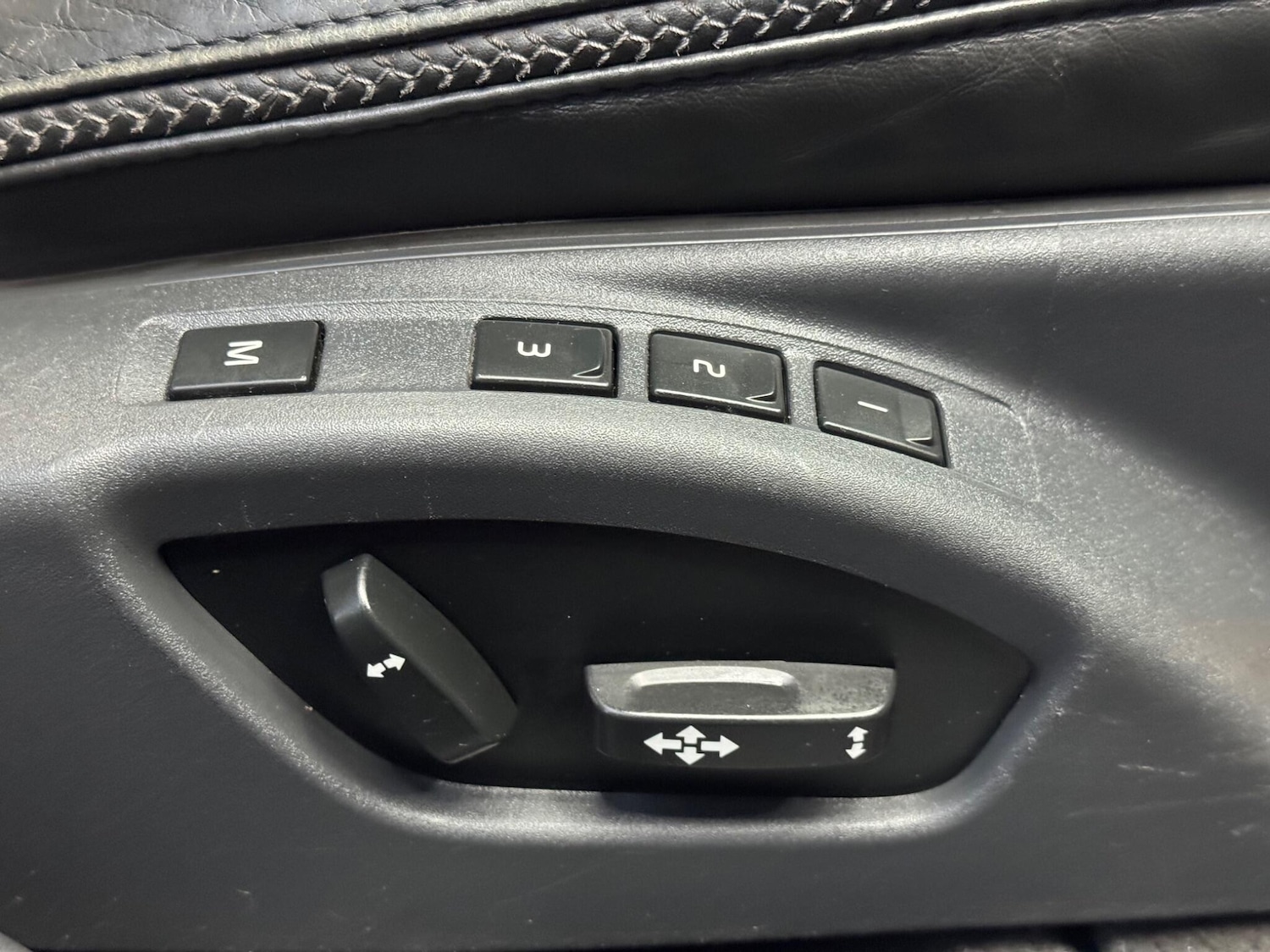 Used Volvo XC70 2008 for sale - 77400499: Photo 26