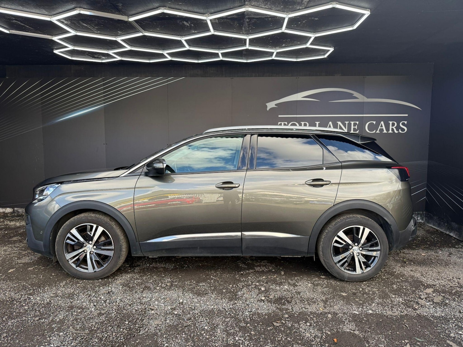 Used Peugeot 3008 2017 for sale - 77892293: Photo 11