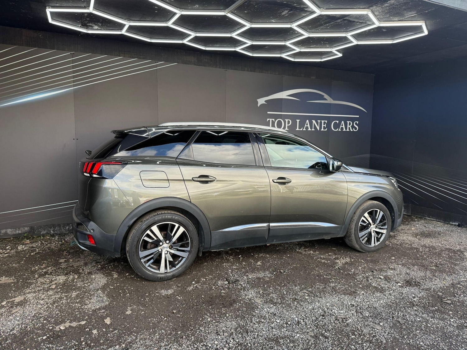 Used Peugeot 3008 2017 for sale - 77892293: Photo 15