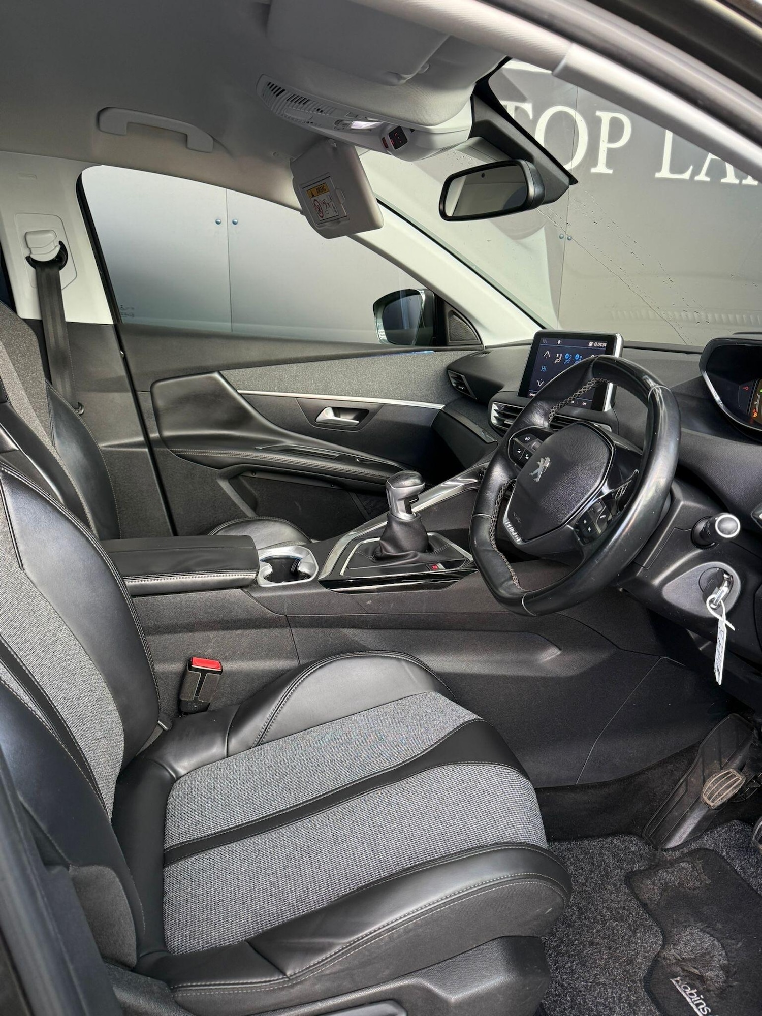 Used Peugeot 3008 2017 for sale - 77892293: Photo 18