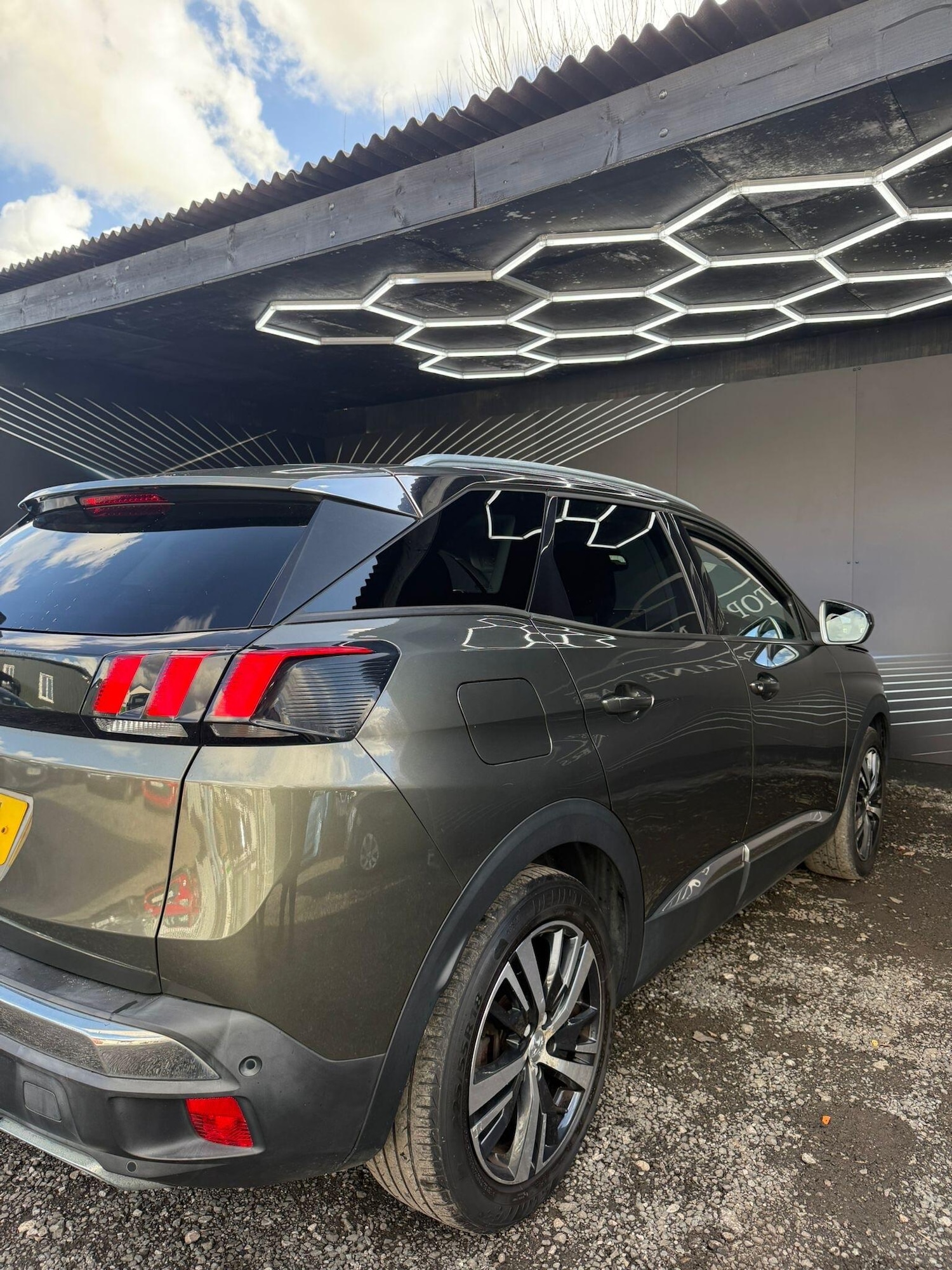 Used Peugeot 3008 2017 for sale - 77892293: Photo 20