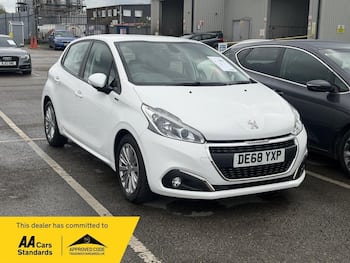 Used Peugeot 208 2018 for sale - 79856868: Photo