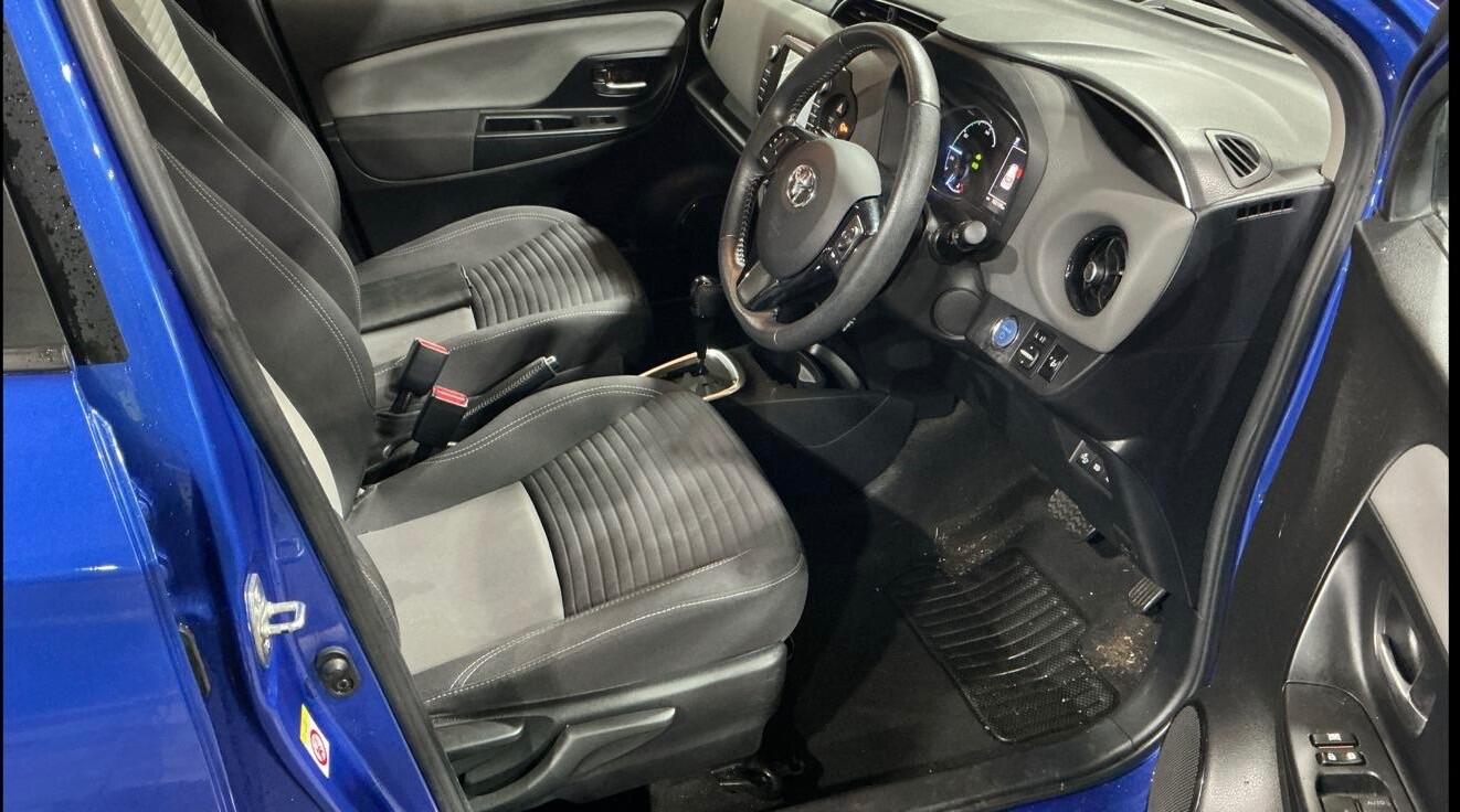 Used Toyota Yaris 2019 for sale - 77468118: Photo 3