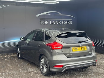 Used Ford Focus 2017 for sale - 76409633: Photo