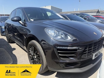 Used Porsche Macan 2017 for sale - 79170679: Photo