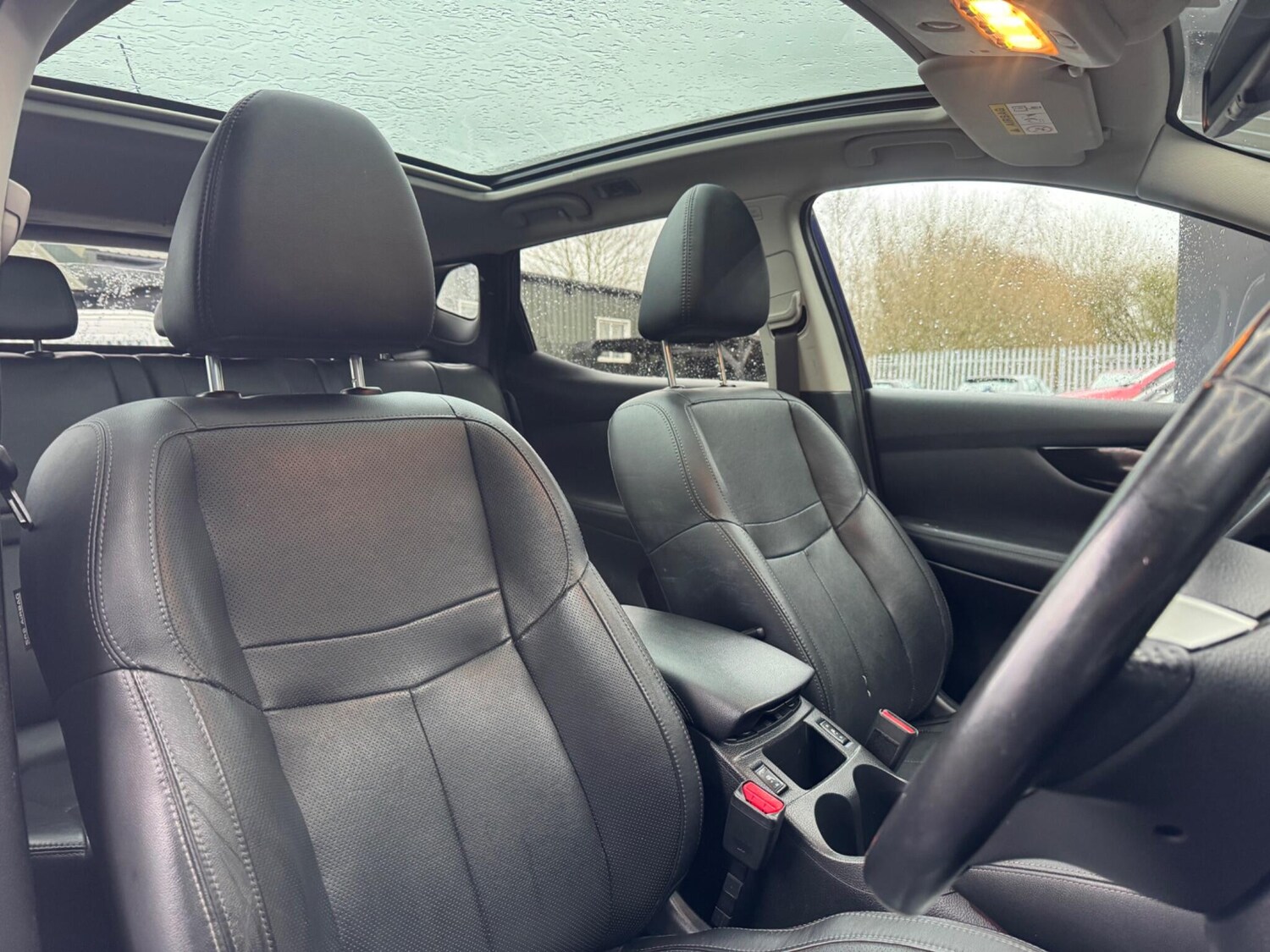 Used Nissan Qashqai 2016 for sale - 77216053: Photo 30