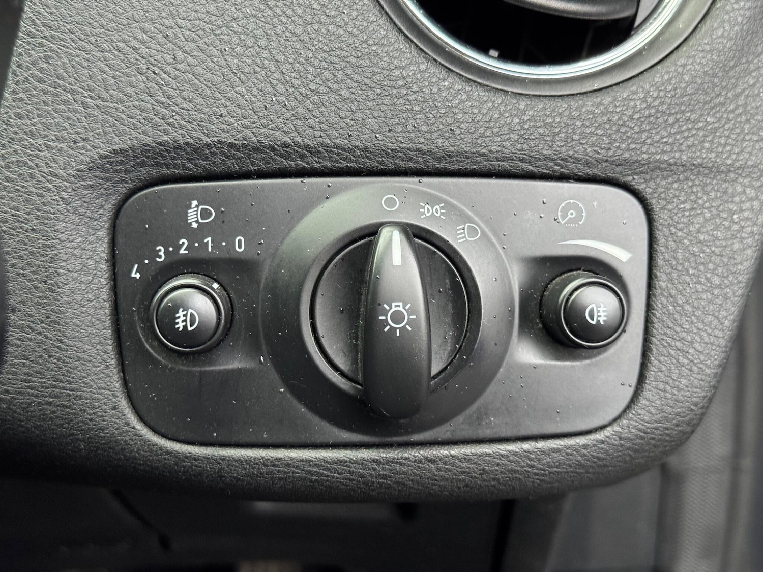 Used Ford Mondeo 2008 for sale - 76521559: Photo 24