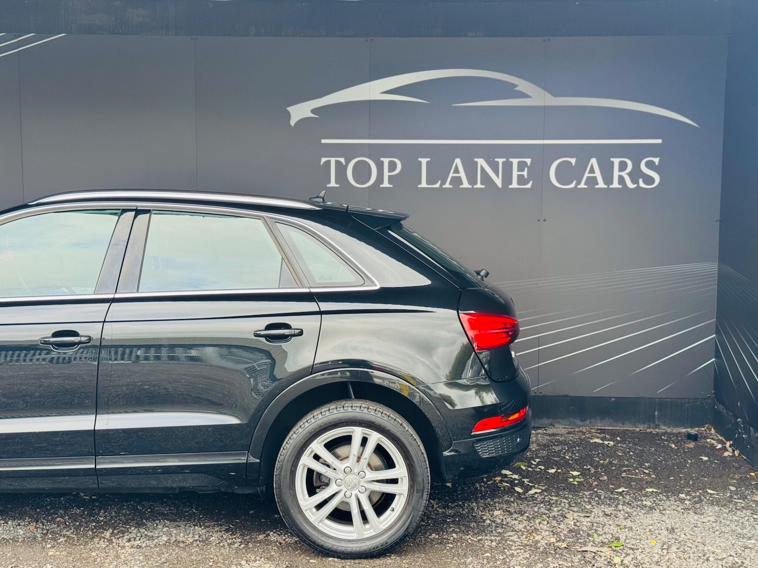 Used Audi Q3 2017 for sale - 76021004: Photo 16