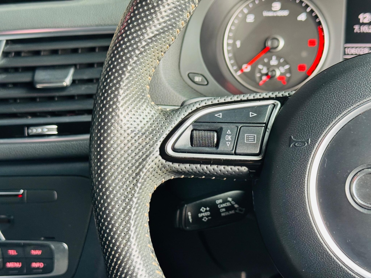 Used Audi Q3 2017 for sale - 76021004: Photo 23