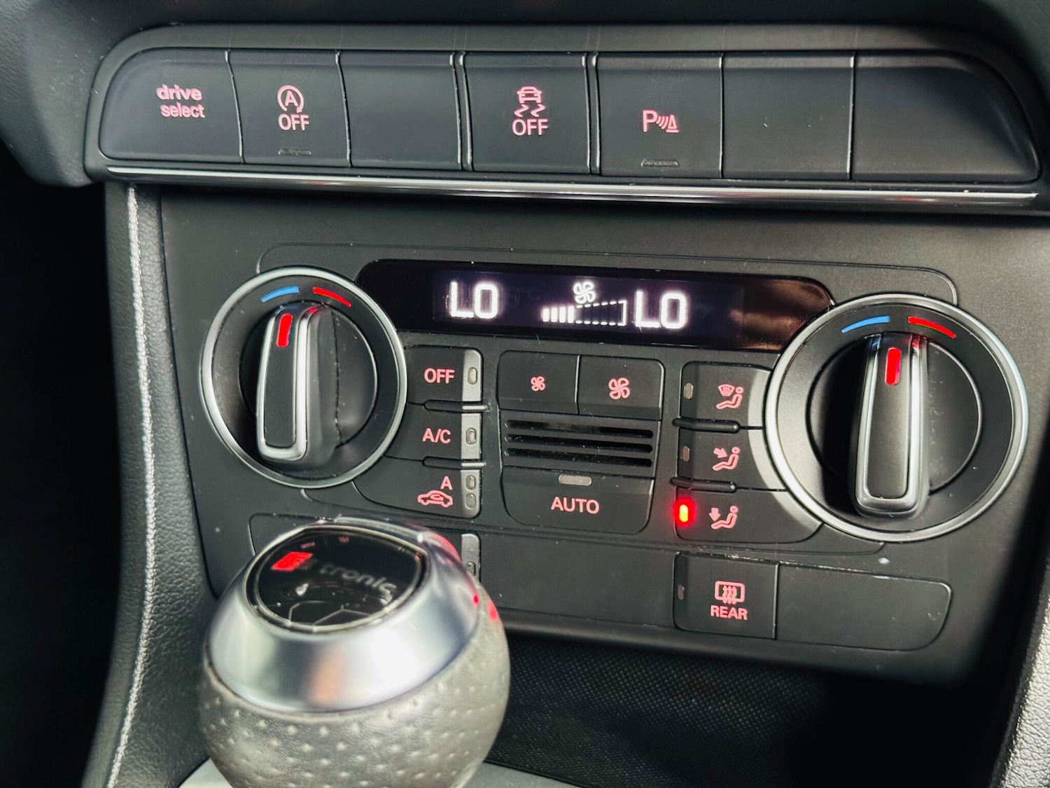 Used Audi Q3 2017 for sale - 76021004: Photo 32