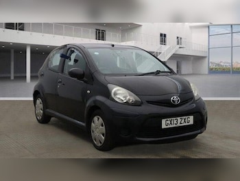 2013 (13) - 1.0 VVT-i Ice 5dr MMT