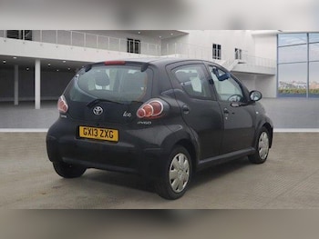 Used Toyota AYGO 2013 for sale - 77203948: Photo