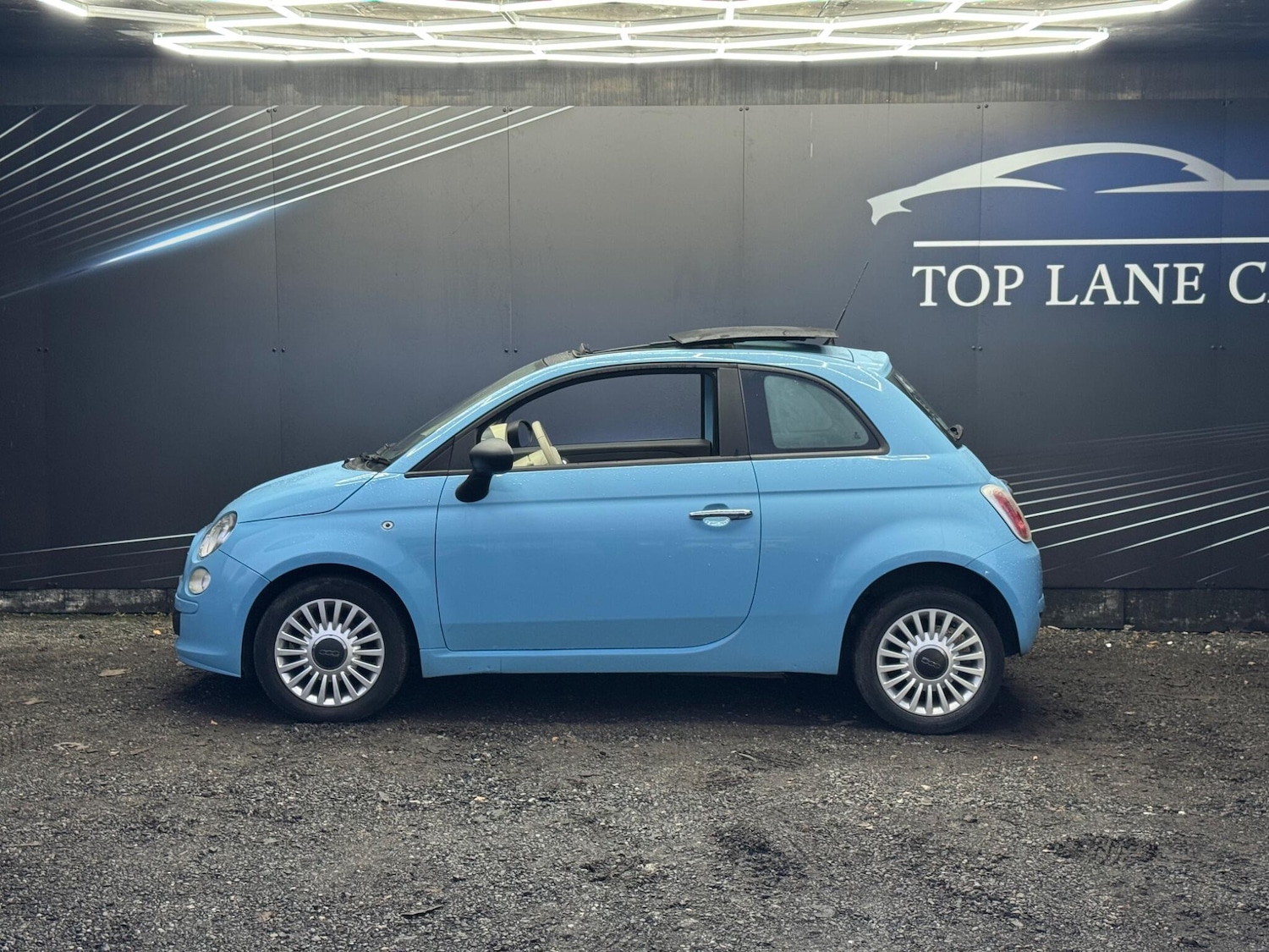 Used Fiat 500 2011 for sale - 78205451: Photo 2