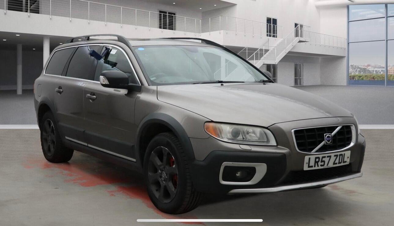Used Volvo XC70 2008 for sale - 76572508: Photo 1