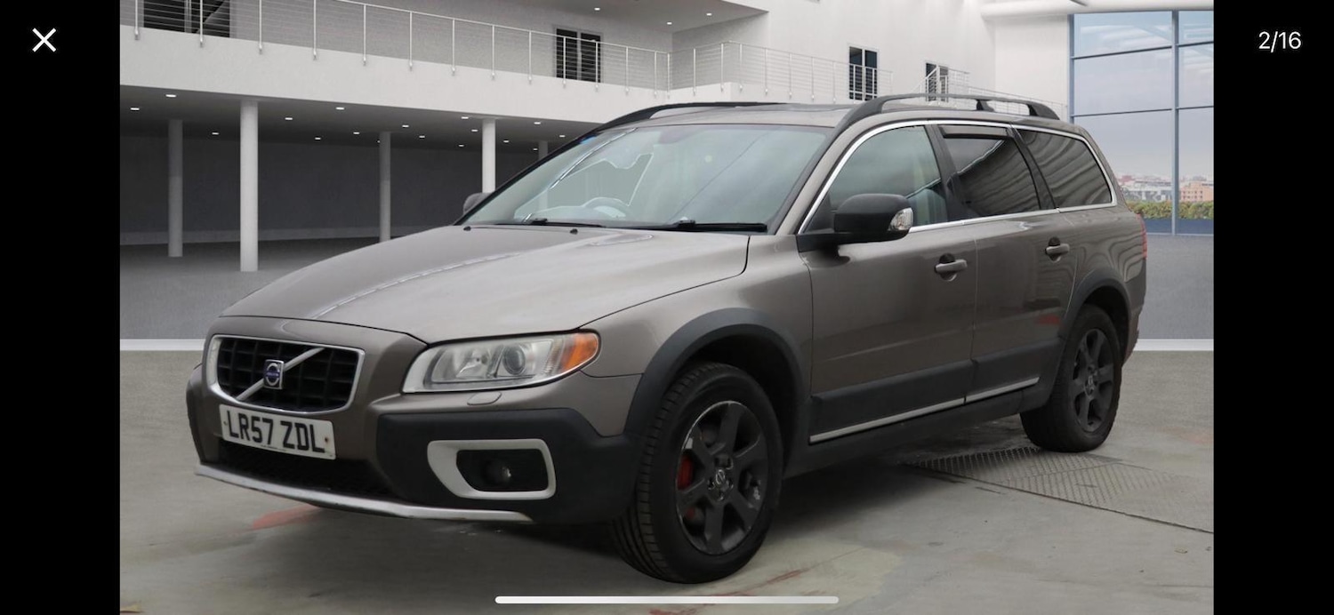 Used Volvo XC70 2008 for sale - 76572508: Photo 2