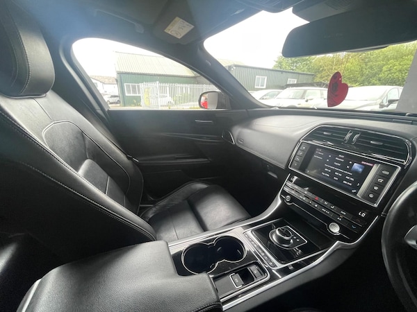 Used Jaguar XE 2017 for sale - 75543930: Photo 11