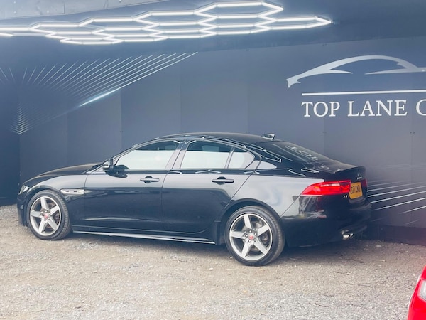 Used Jaguar XE 2017 for sale - 75543930: Photo 27