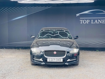 Used Jaguar XE 2017 for sale - 75543930: Photo