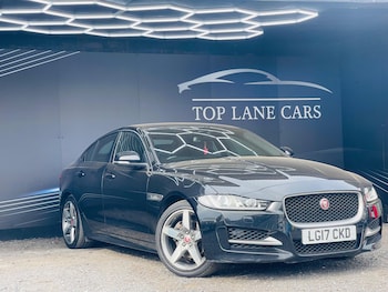Used Jaguar XE 2017 for sale - 75543930: Photo