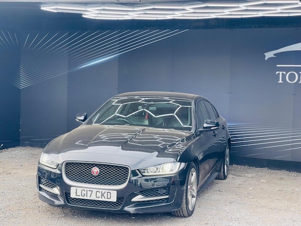 Used Jaguar XE 2017 for sale - 75543930: Photo 7