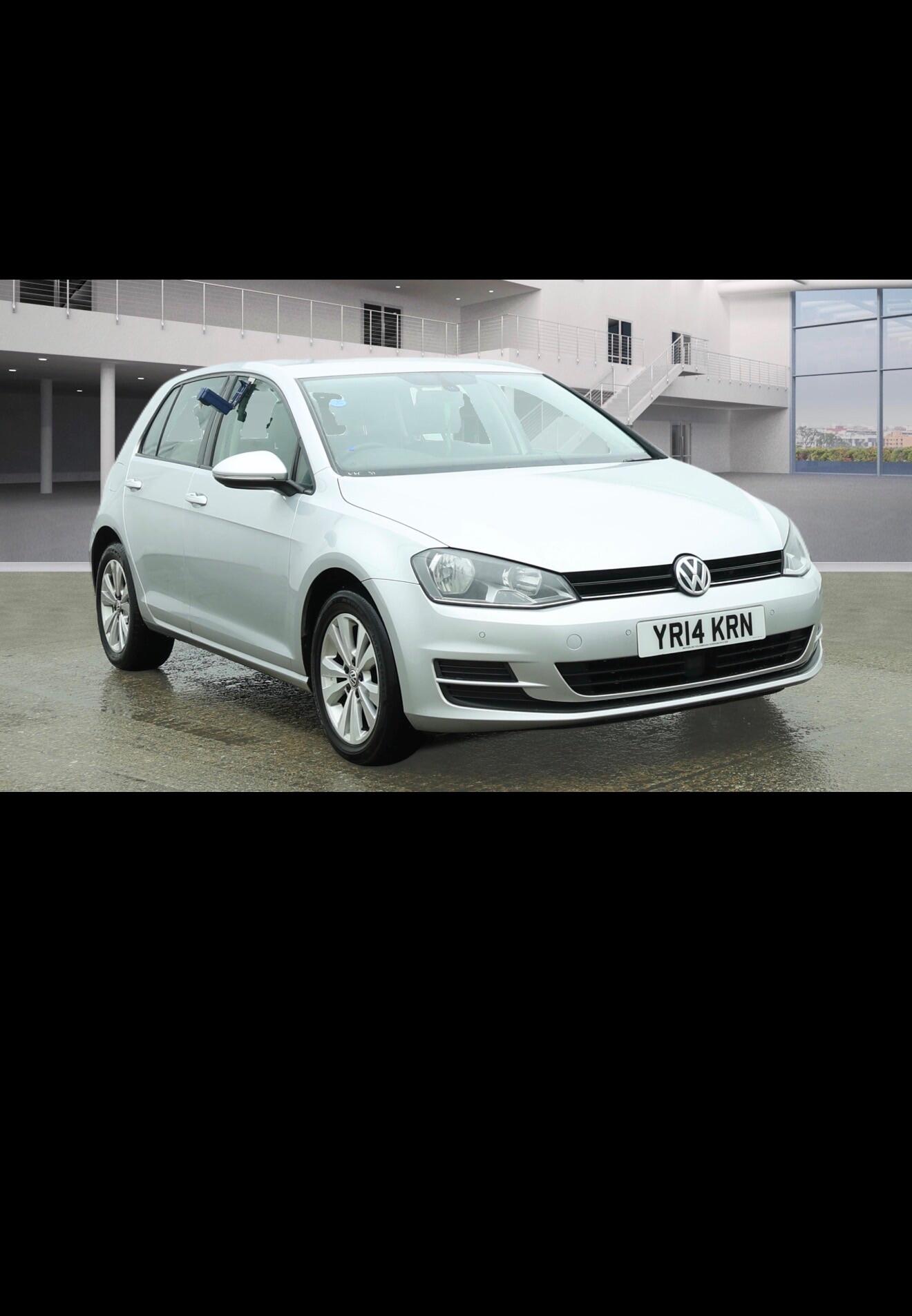 Used Volkswagen Golf 2014 for sale - 77884910: Photo 2
