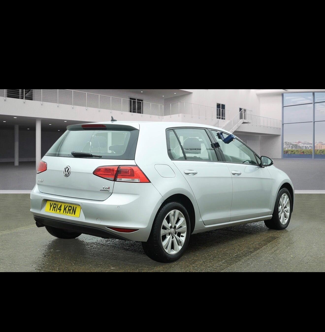 Used Volkswagen Golf 2014 for sale - 77884910: Photo 3